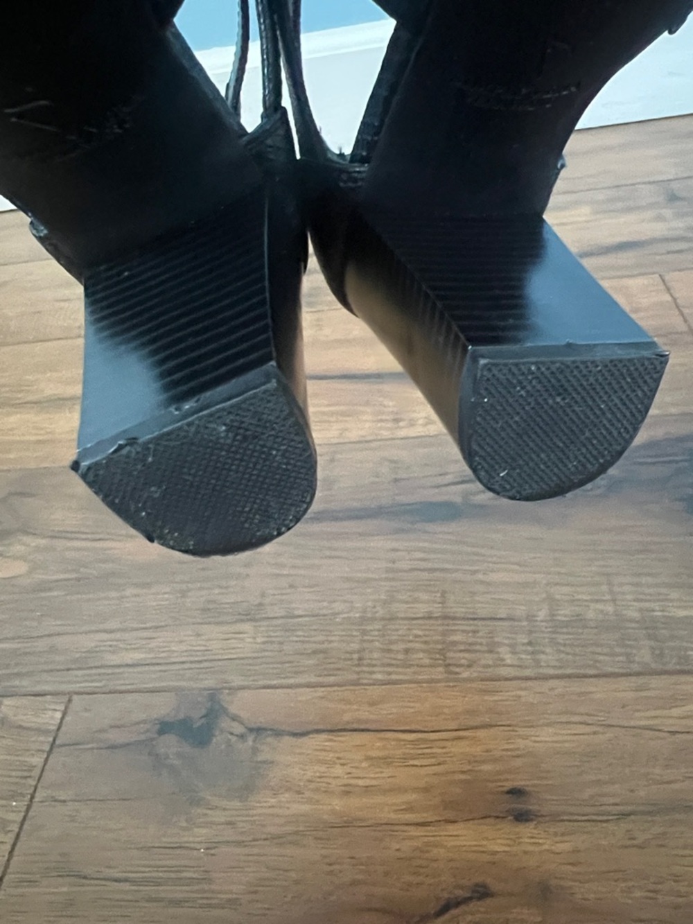 Vera Wang Strap Heel Sandal - Size 6.5 - Picture 10 of 11